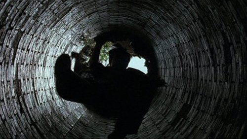 Batman Begins - Người Dơi Tái Xuất - Hình 1